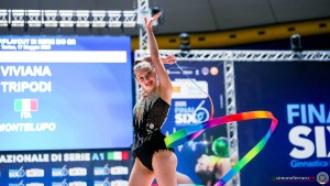 b c montelupo tripodi viviana   nastro sfe05250 copia simone ferraro ph copia